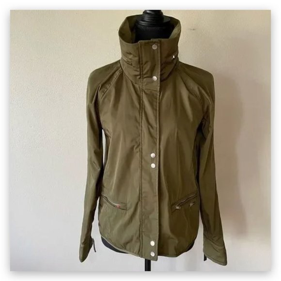 Abercrombie & Fitch Green Water and Wind Resistant Heavy Jacket - Picture 3 of 8